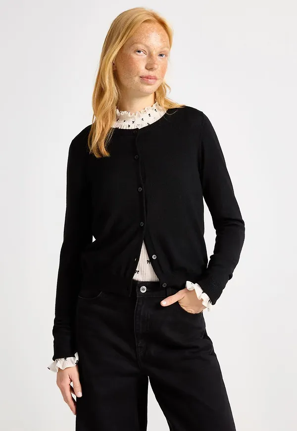Finstickad cardigan i merinoull