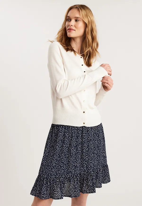 Finstickad cardigan