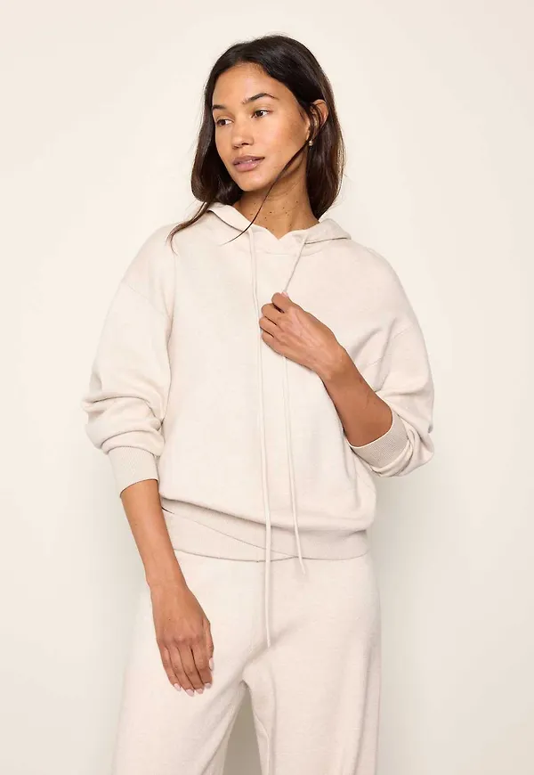 Finstickad hoodie