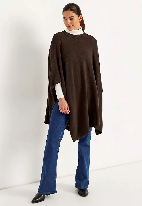 Finstickad poncho