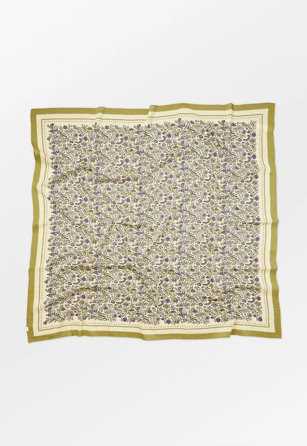 Fiora Sico Scarf