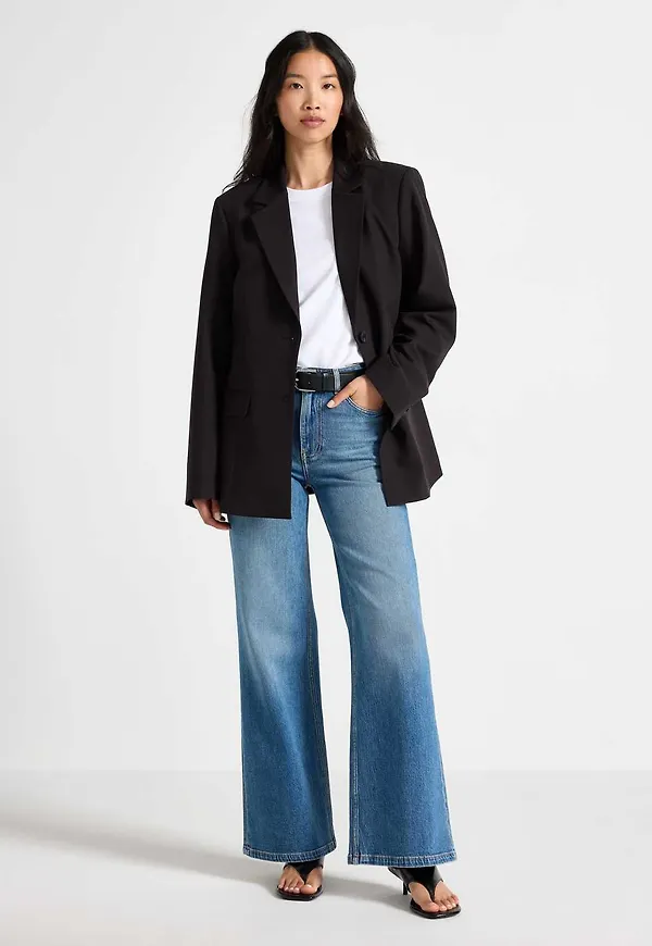 FLARE jeans med hög midja