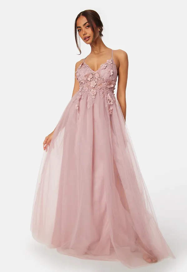 Floral tulle Gown