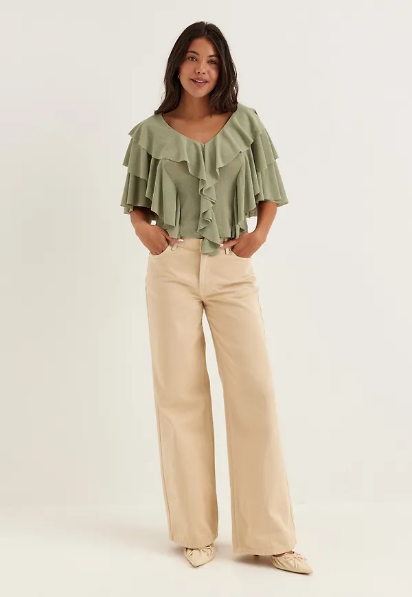 Flounce Top