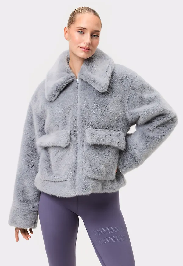Fluffy Pocket Jacka