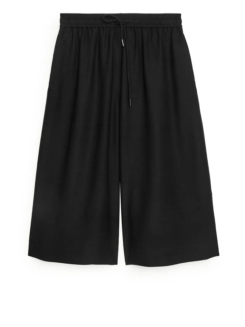 Fluid Elasticated Culottes - Black