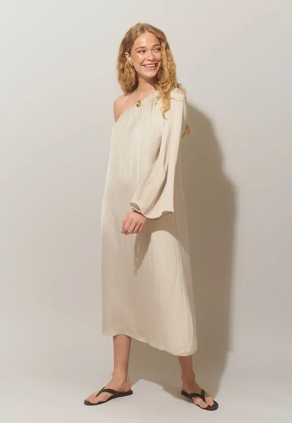 Fluid oneshoulder dress