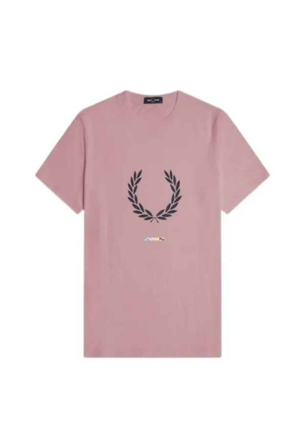 Fred Perry - T-shirts - Rosa - Dam - Storlek: XL