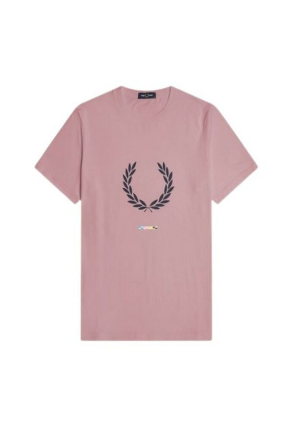 Fred Perry - T-shirts - Rosa - Dam - Storlek: XL