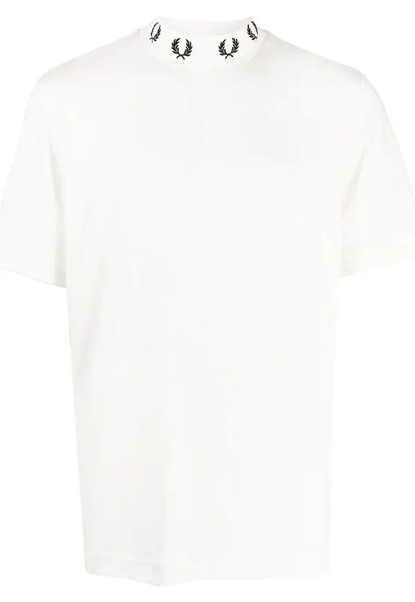 Fred Perry t-shirt med broderad krage - Vit