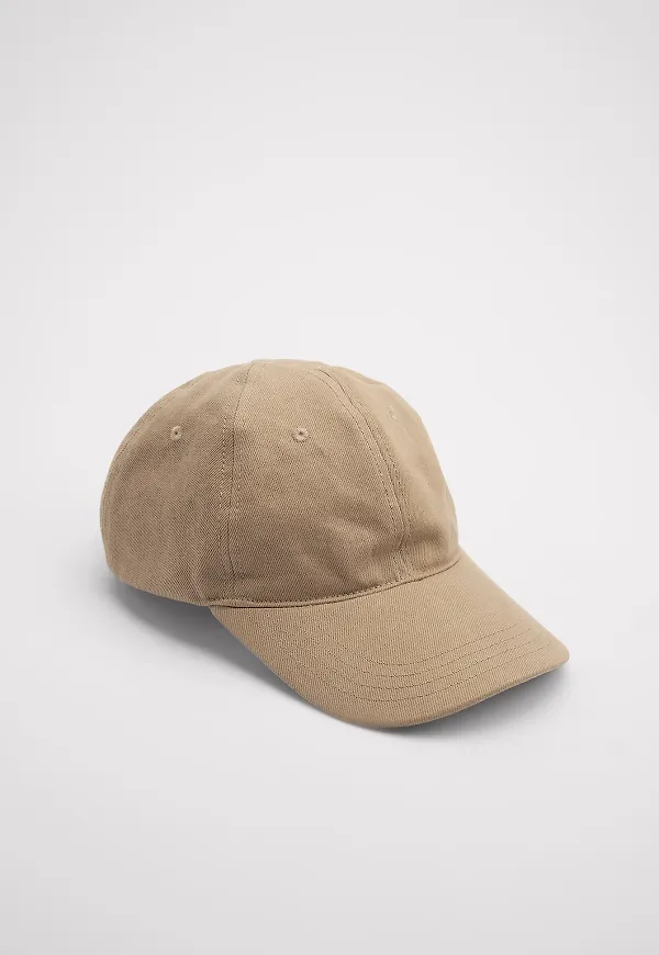 Freja Wewer x NA-KD Keps - Beige