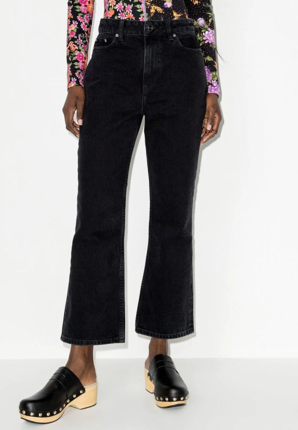 GANNI beskurna utsvängda jeans - Svart