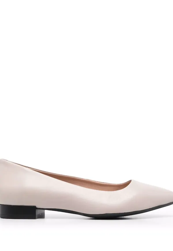 Geox Charyssa spetsiga ballerinaskor - Neutral