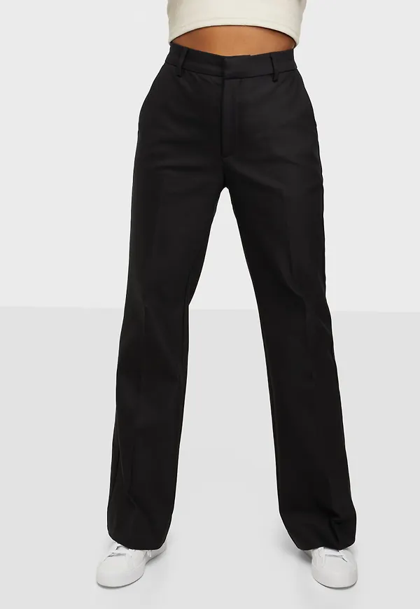 Gestuz - Byxor - HazalGZ cen flared pants - Byxor & Shorts - Pants