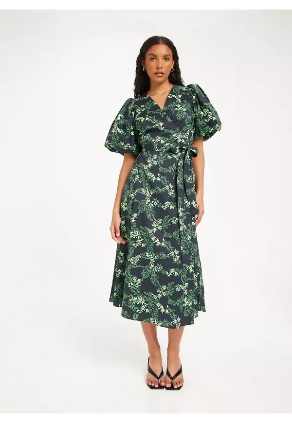 Gestuz OmaiaGZ P wrap dress Midiklänningar Green