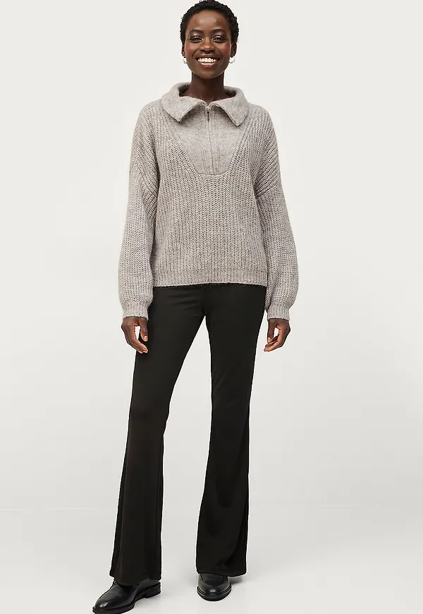 Gina Tricot - Byxor Flare Trousers - Svart