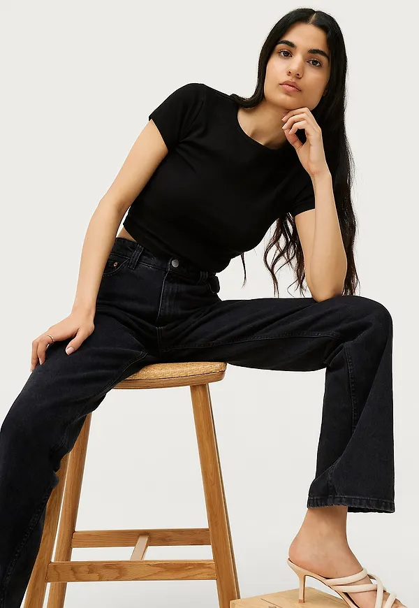 Gina Tricot - Topp Basic Tight Top - Svart