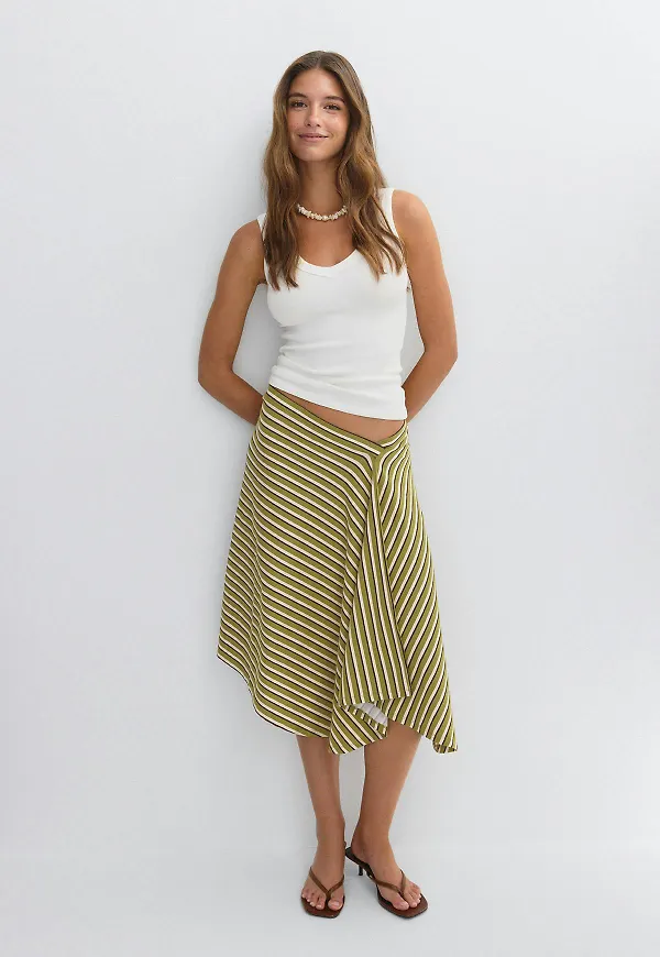 Gina Tricot - Asymmetric skirt - kjolar - Grön - XS - Dam
