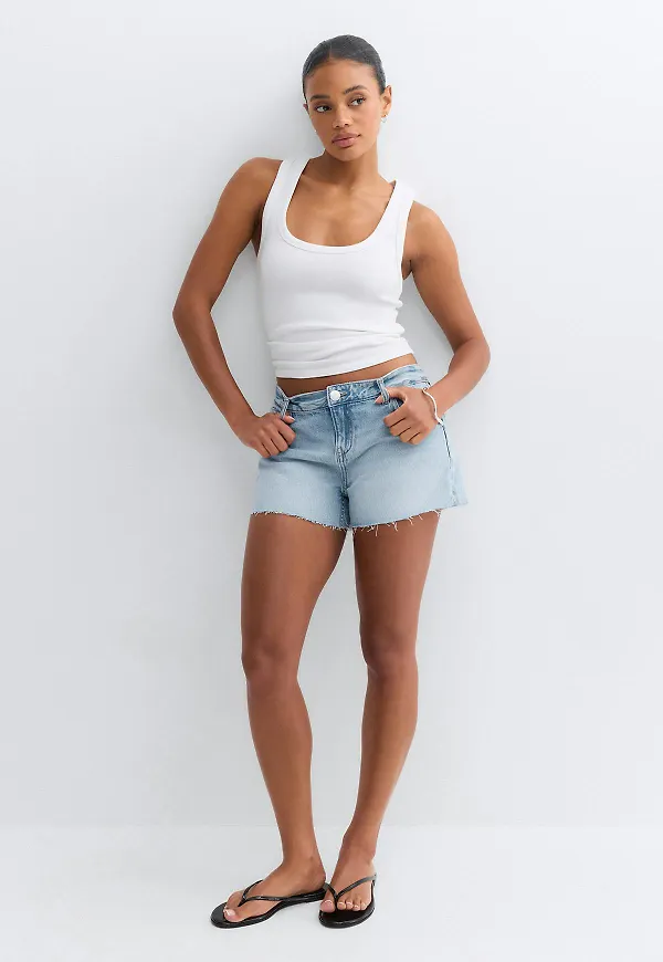 Gina Tricot - Drop loose denim shorts - jeansshorts - Blå - 42 - Dam