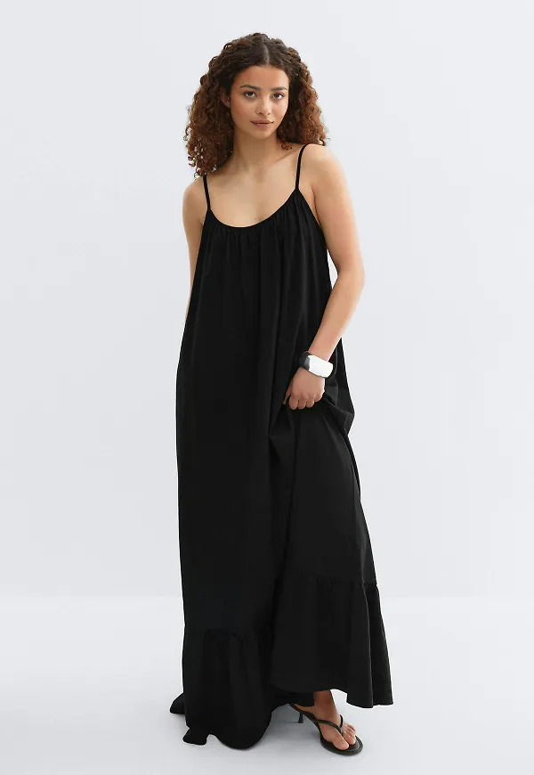 Gina Tricot - Flowy maxi dress - Långklänningar - Svart - XS - Dam