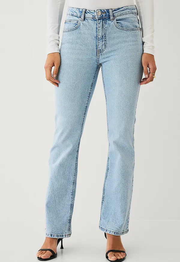 Gina Tricot - Jeans Classic Boot Jeans - Blå