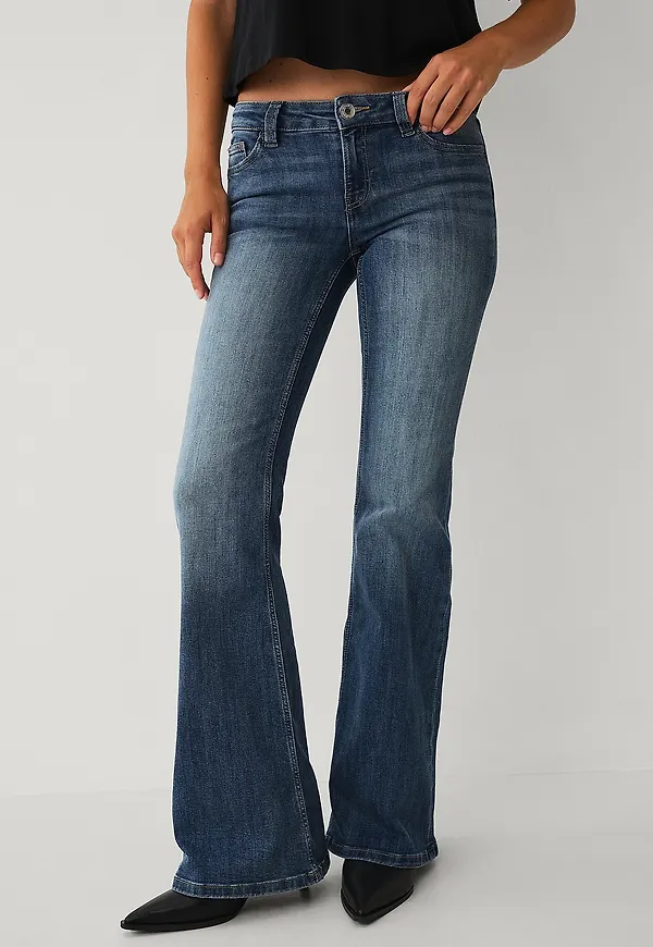 Gina Tricot - Jeans Glow low flare jeans - Blå