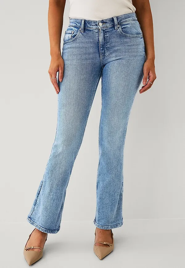Gina Tricot - Jeans Low Waist Bootcut - Blå