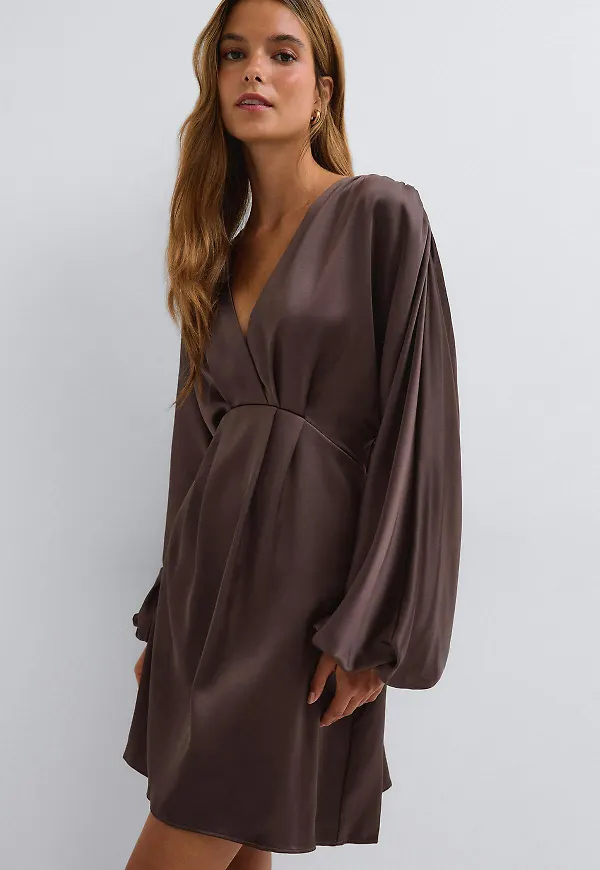 Gina Tricot - Satin mini dress - satinklänningar - Beige - 42 - Dam
