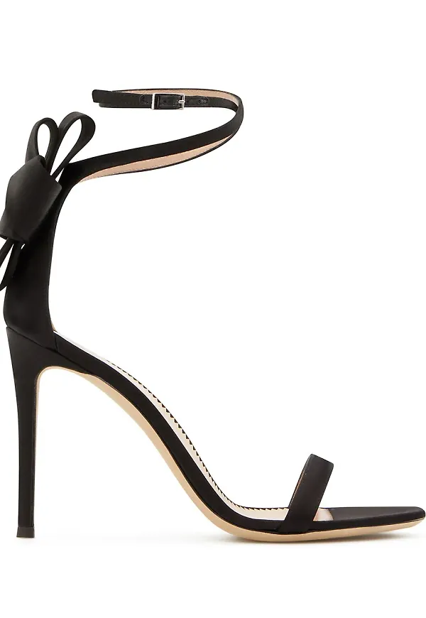 Giuseppe Zanotti Alina 105 mm sandaler med rosett - Svart