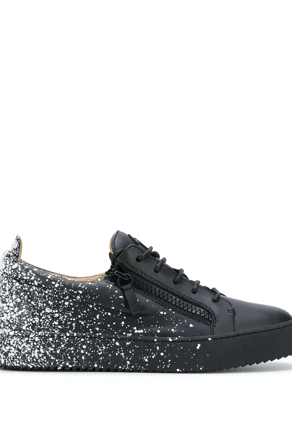 Giuseppe Zanotti stänkmönstrade sneakers - Svart