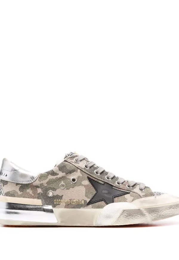 Golden Goose Super-Star kamouflagemönstrade sneakers - Neutral