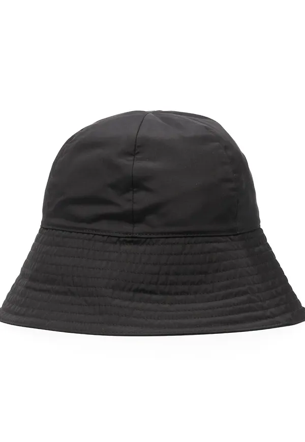 Gucci fiskehatt med logotypplakett - Svart