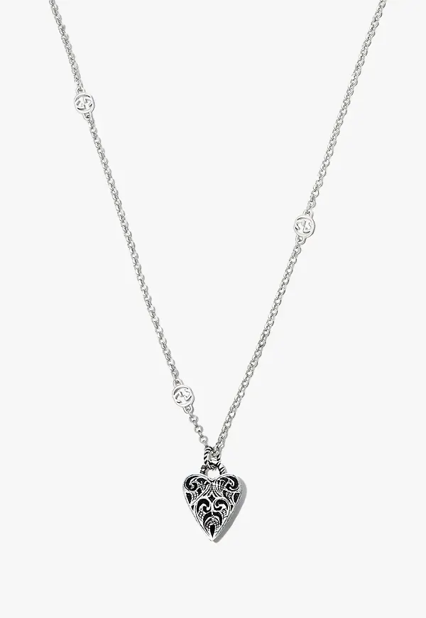 Gucci halsband med silverhjärta - Silverfärgad