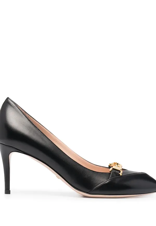Gucci läderpumps med kedjedetalj - Svart