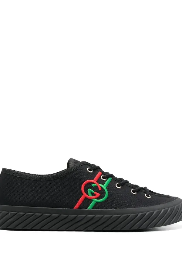 Gucci sneakers med broderad logotyp - Svart