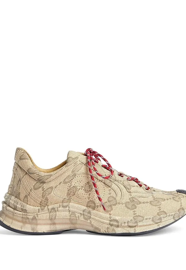 Gucci sneakers med logotyp - Neutral