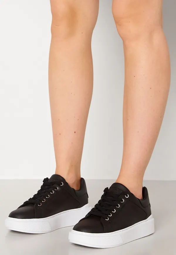 Guess Ivee Sneakers Black 37