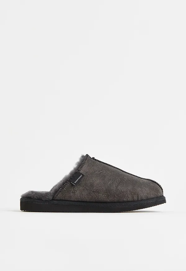 H & M - Karla - Svart