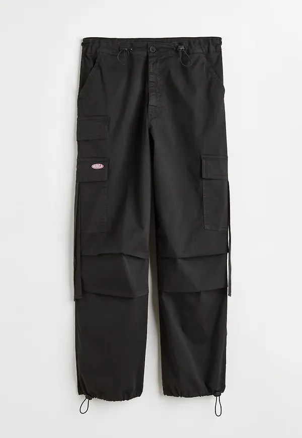 H & M - Rheo Black Cargo Pants - Svart
