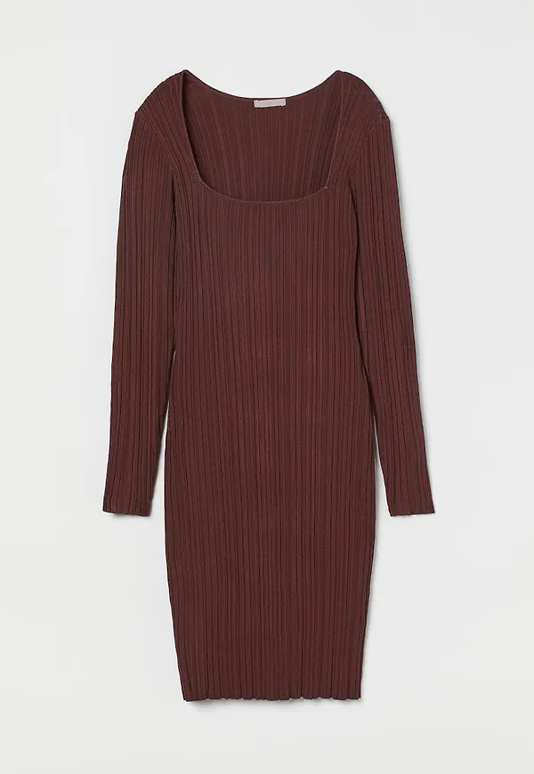 H & M - Ribbstickad klänning - Brun