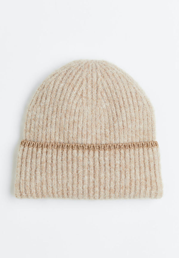 H & M - Ribbstickad mössa - Beige