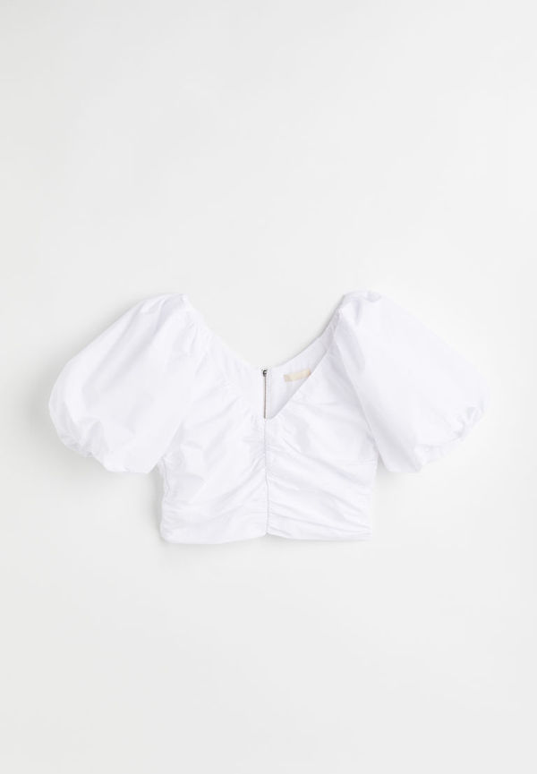 H & M - Rynkad topp med puffärm - Vit