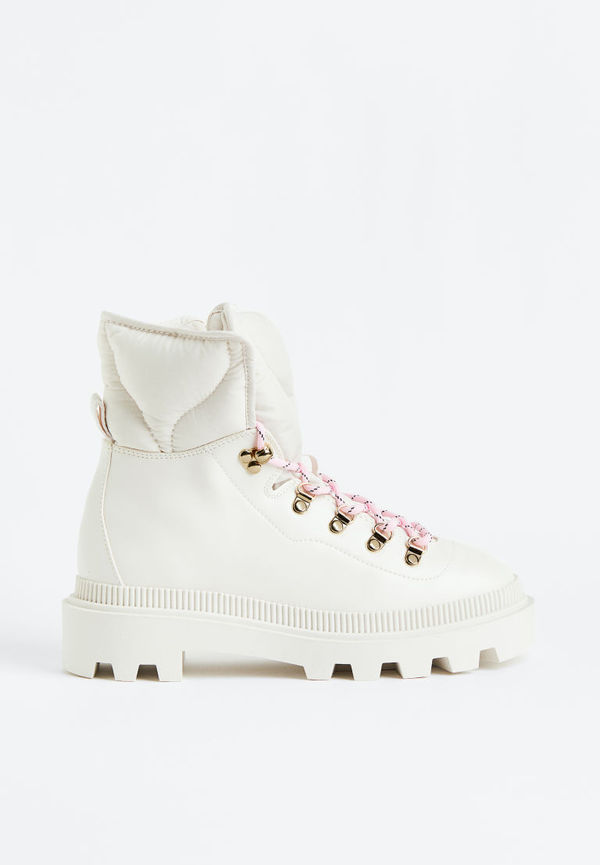 H & M - Vadderade kängor med snörning - Beige