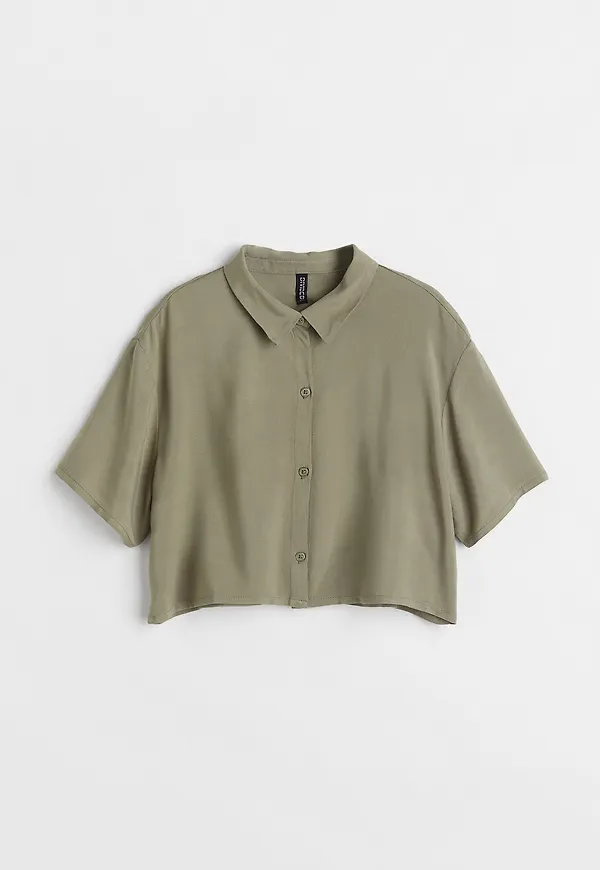 H&M Croppad Skjorta Khakigrön, Casualskjortor i storlek L