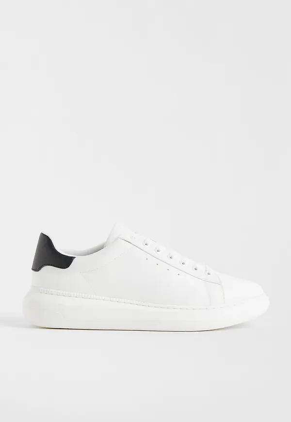 H&M Sneakers Vit i storlek 40