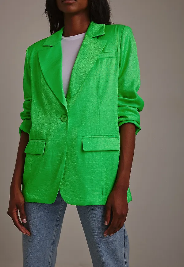 Handpicked x NA-KD Blazer med framfickor - Green