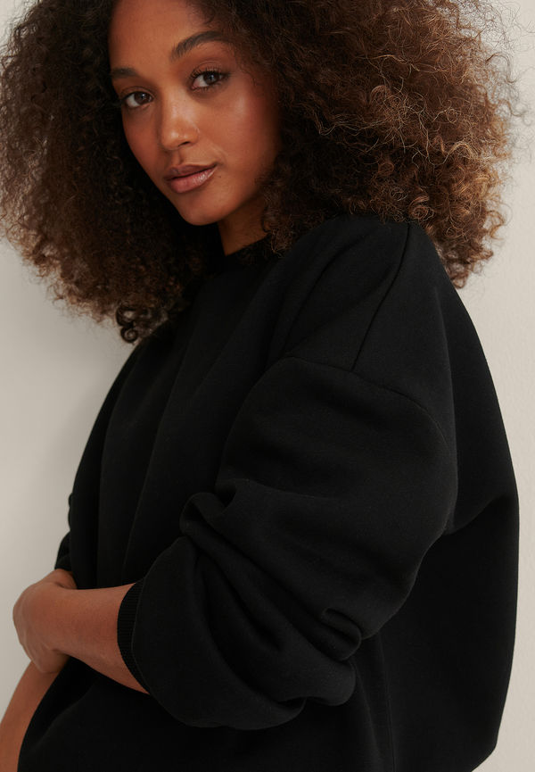 Handpicked x NA-KD Boxig oversize tröja - Black