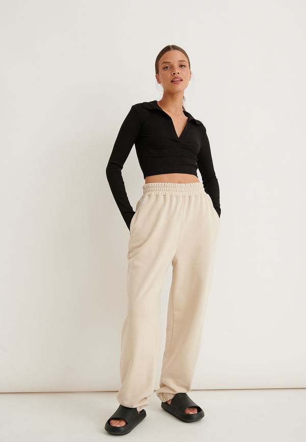 Handpicked x NA-KD Ekologiska sweatpants - Beige