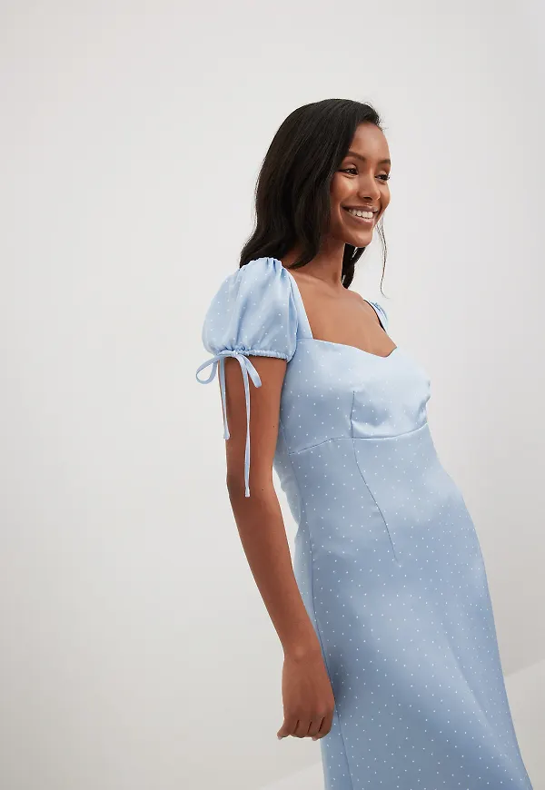 Handpicked x NA-KD Midiklänning med knytdetaljer - Blue,Dotted