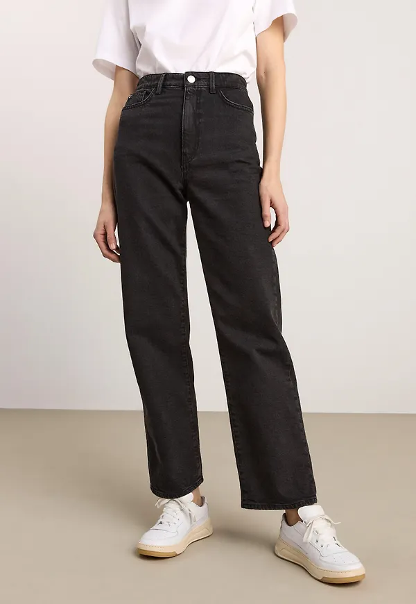 WIDE Hanna cropped jeans med lätt stretch